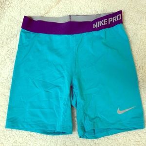 Girls XL Nike Pro Shorts Teal Blue